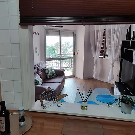 150 Metros De La Playa